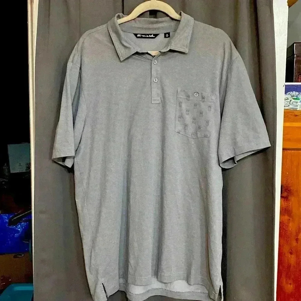 TRAVIS MATHEW MENS SIZE XL POLO‎ SHIRT GRAY POCKET HAS PINEAPPLE DESIGN CLEAN